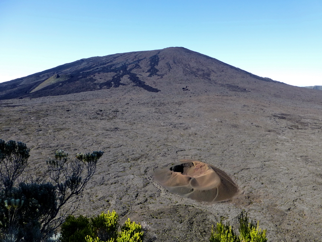 LE Volcan
